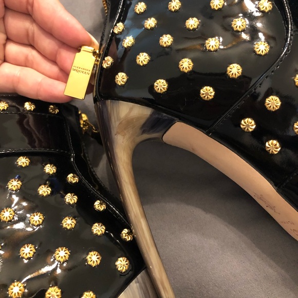 Like New Alexander McQueen Ankle Boot - Picture 7 of 10